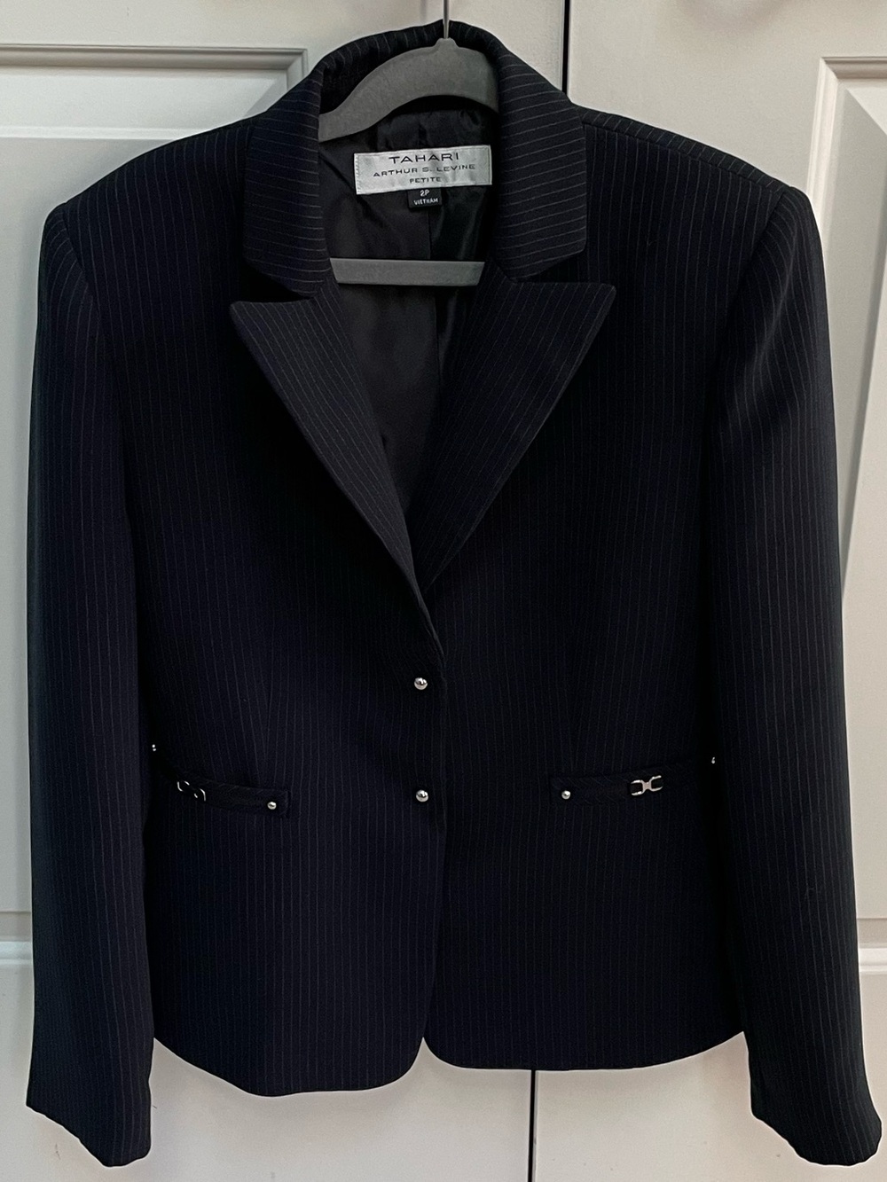 Tahari Black Pinstriped Snap Front Silver Tone Hardware Lined Jacket Blazer